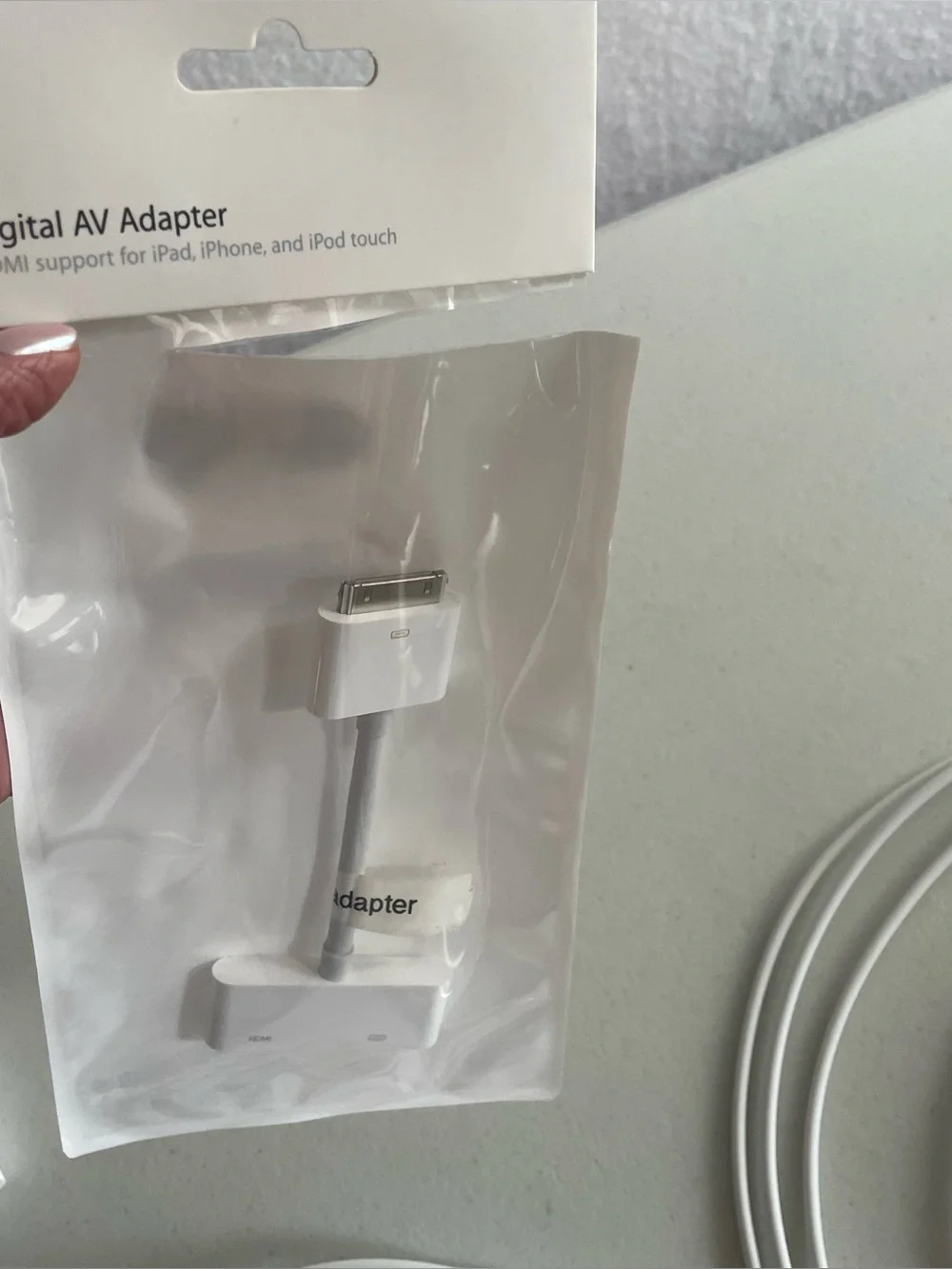 🍏 Vintage Apple 30-pin Media & Camera Adapter Bundle (5-Piece Lot)
